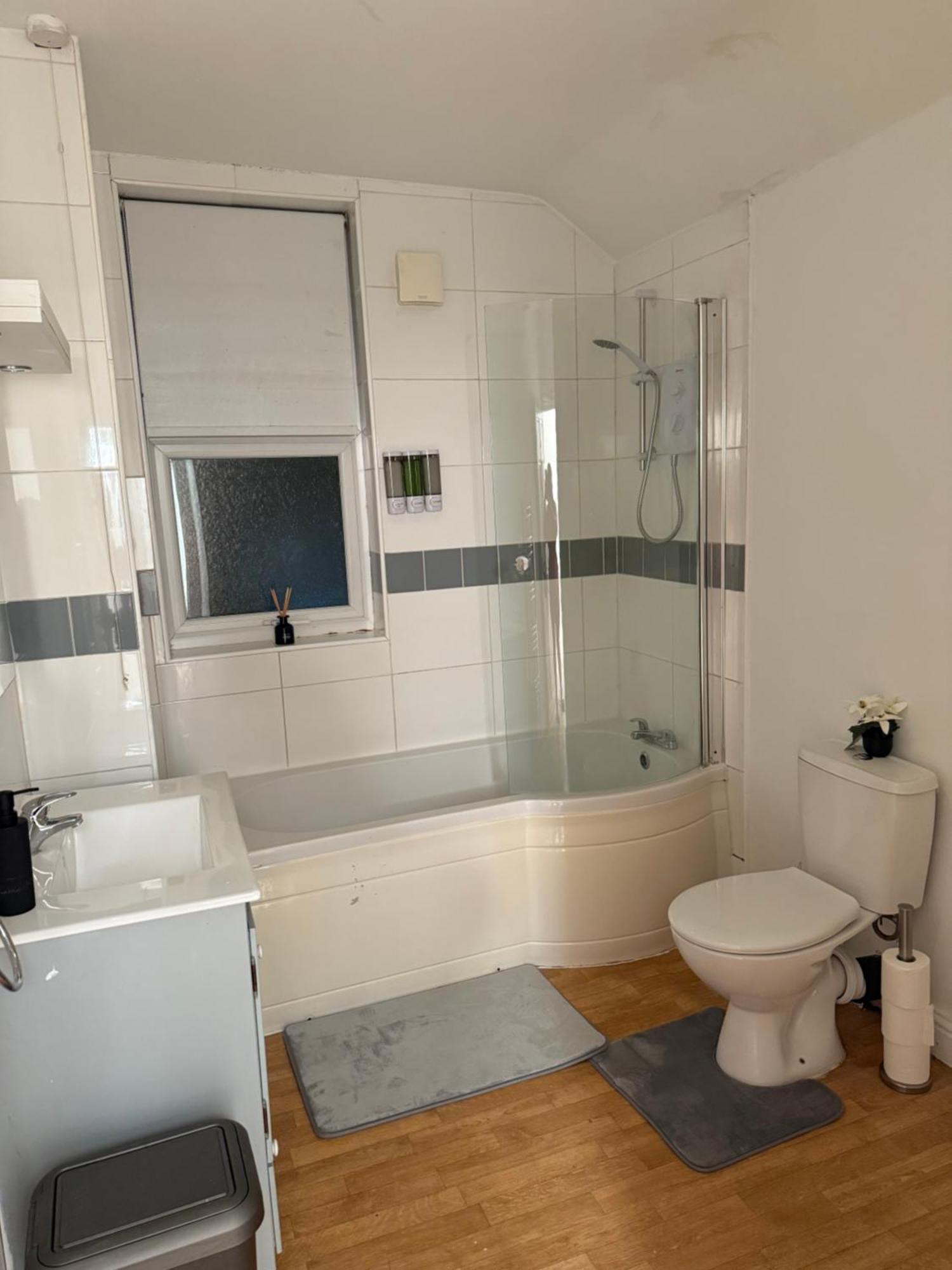 3 Bedroom Terraced Home Nottingham Extérieur photo